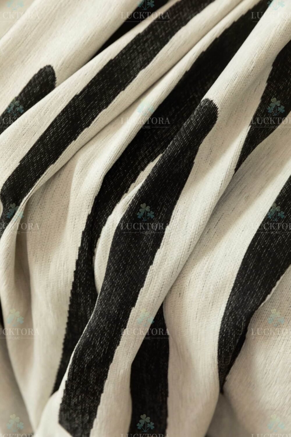 C5-12 Ριχτάρι Chenille Με Κρόσια-180Χ320CM -Μαύρο - Image 5