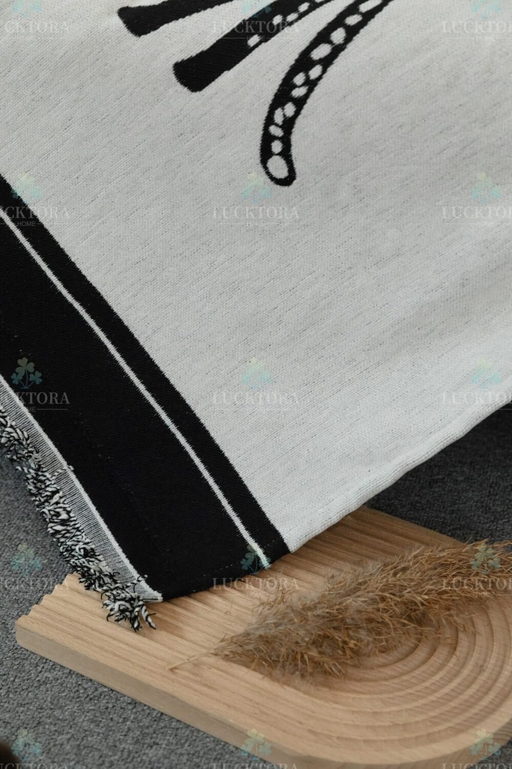 C12-12 Ριχτάρι Chenille Με Κρόσια-180Χ320CM -Μαύρο - Image 7