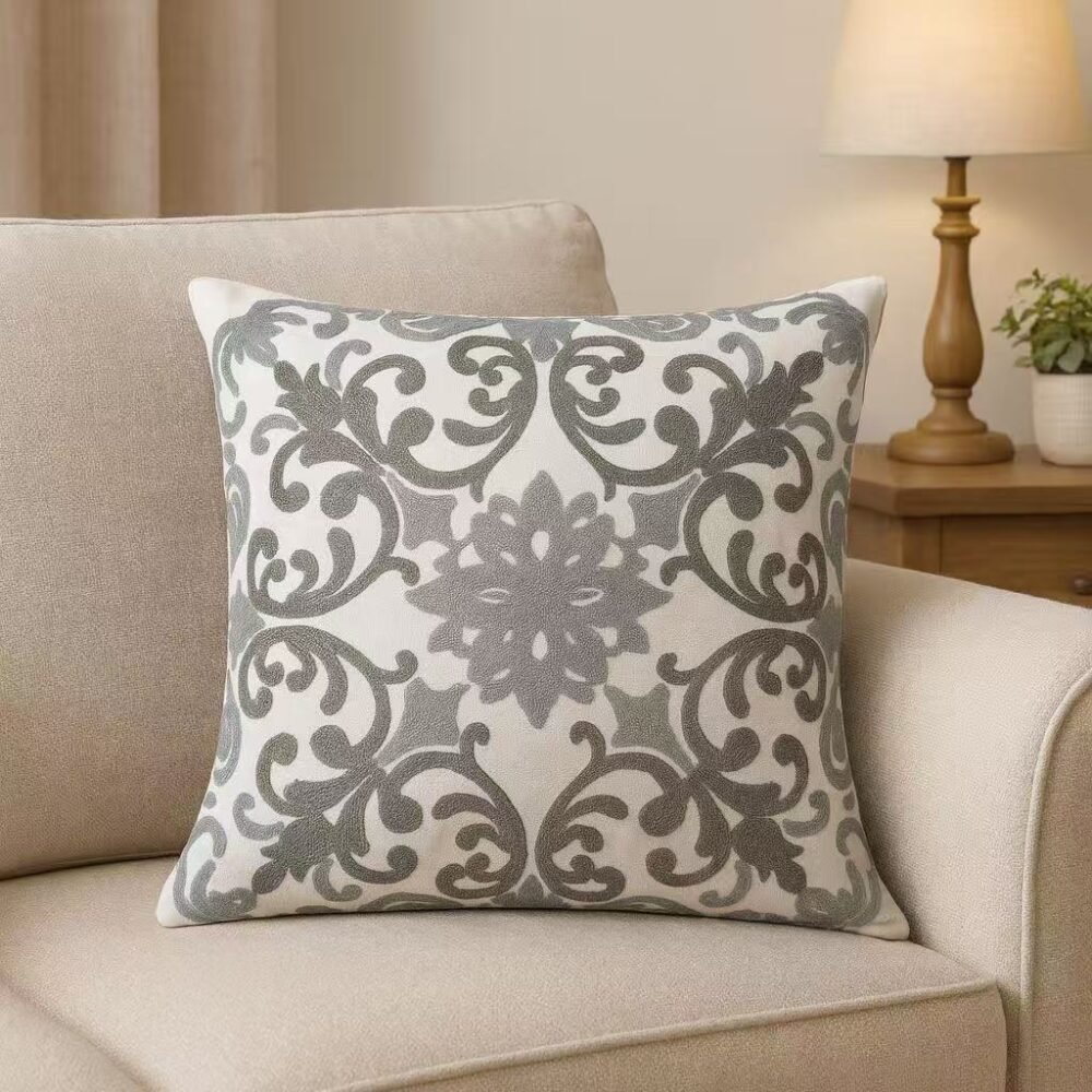 Διακοσμητική Μαξιλαροθήκη με Κέντημα - 2