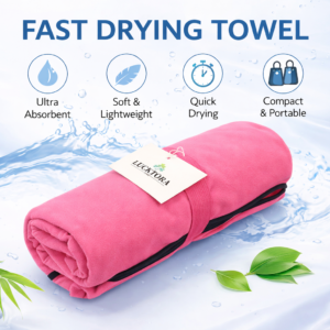 Αθλητική πετσέτα γρήγορου στεγνώματος microfiber σε χρήση – μοντέλο με μπλε πετσέτα LUCKTORA