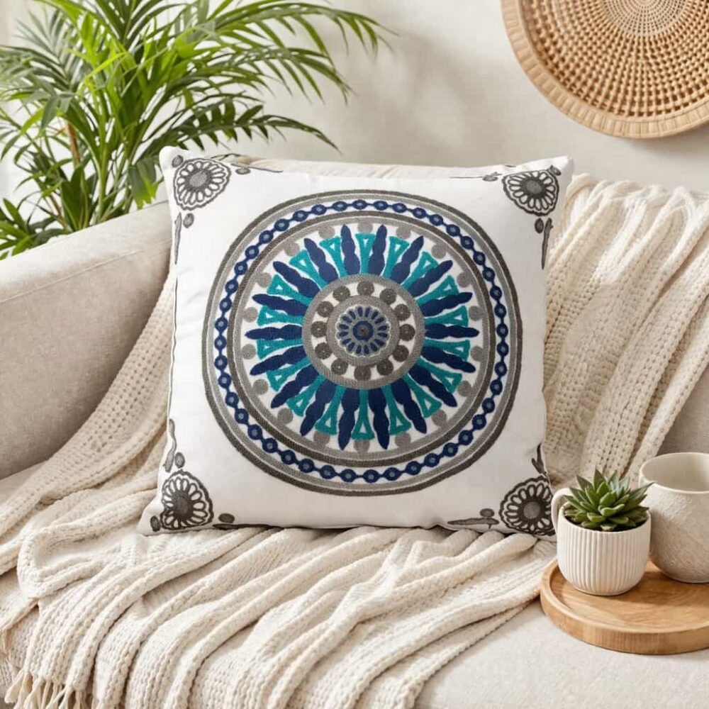 Διακοσμητική Μαξιλαροθήκη με Κέντημα -15