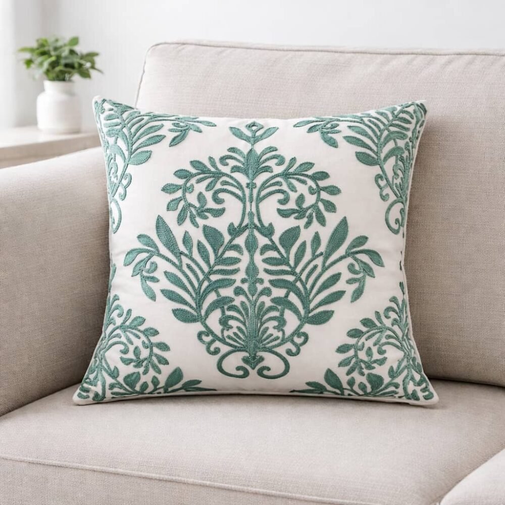 Διακοσμητική Μαξιλαροθήκη με Κέντημα -BRK-2